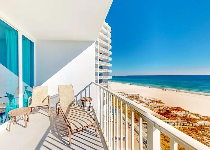 Gulf-front In The Heart Of Town W Pools Hot Tubs & Access Holiday home *