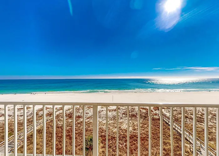 Gulf-front In The Heart Of Town W Pools Hot Tubs & Access