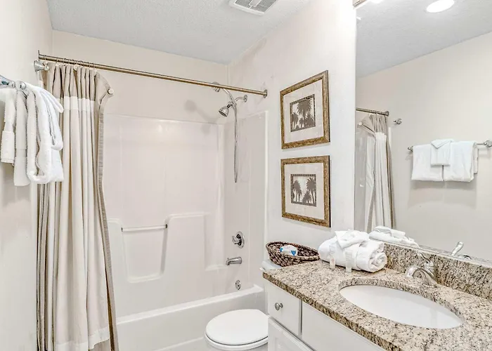 Gulf-front In The Heart Of Town W Pools Hot Tubs & Access * Gulf Shores